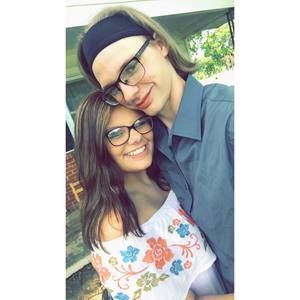 Meet your Posher, Destini